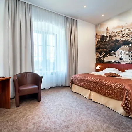 Bed & Breakfast Dom Na Podwalu 4*