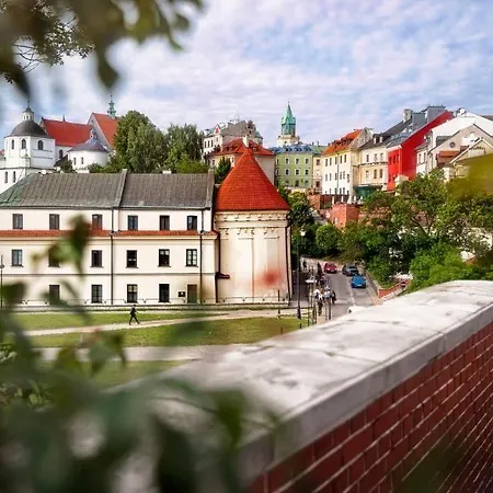 Dom Na Podwalu 4* לובלין