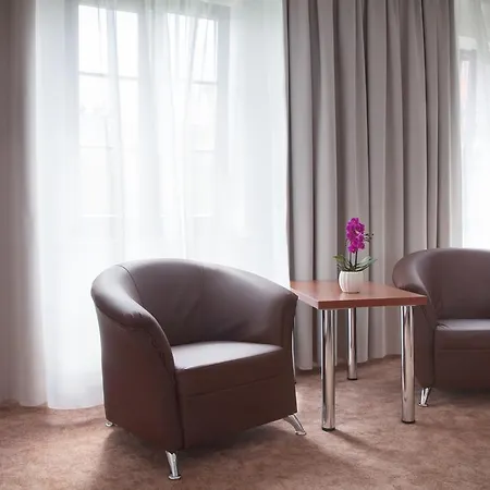 Dom Na Podwalu Oda ve Kahvaltı 4*