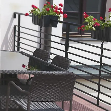 B&B Dom Na Podwalu 4*