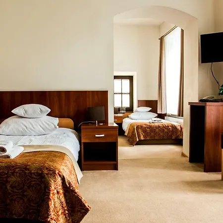 לינה וארוחת בוקר Dom Na Podwalu 4*